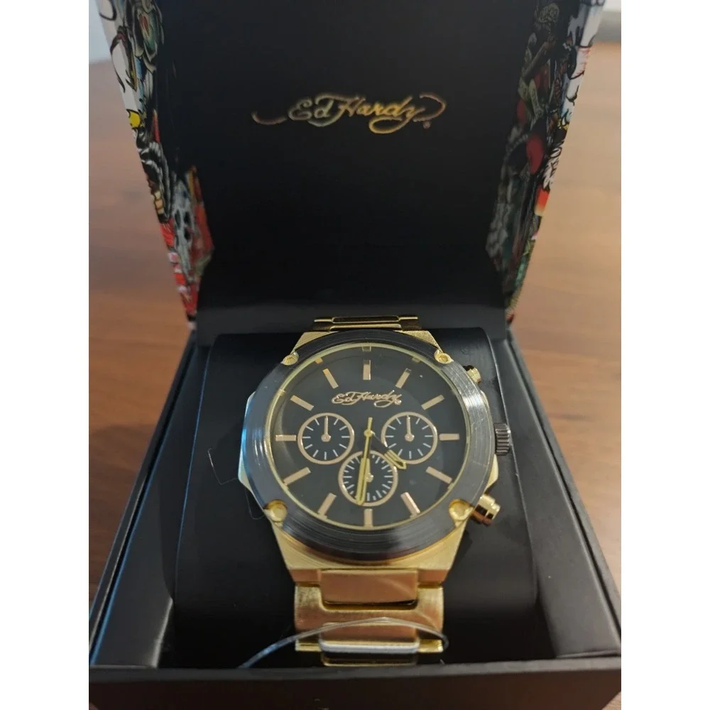 Ed Hardy Mens Gold Tone Chronograph Watch Black Dial‎ Stainless Steel Bracelet